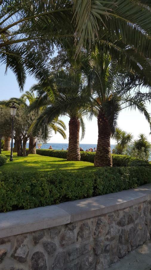 אופטיה Apartment Secret Garden מראה חיצוני תמונה